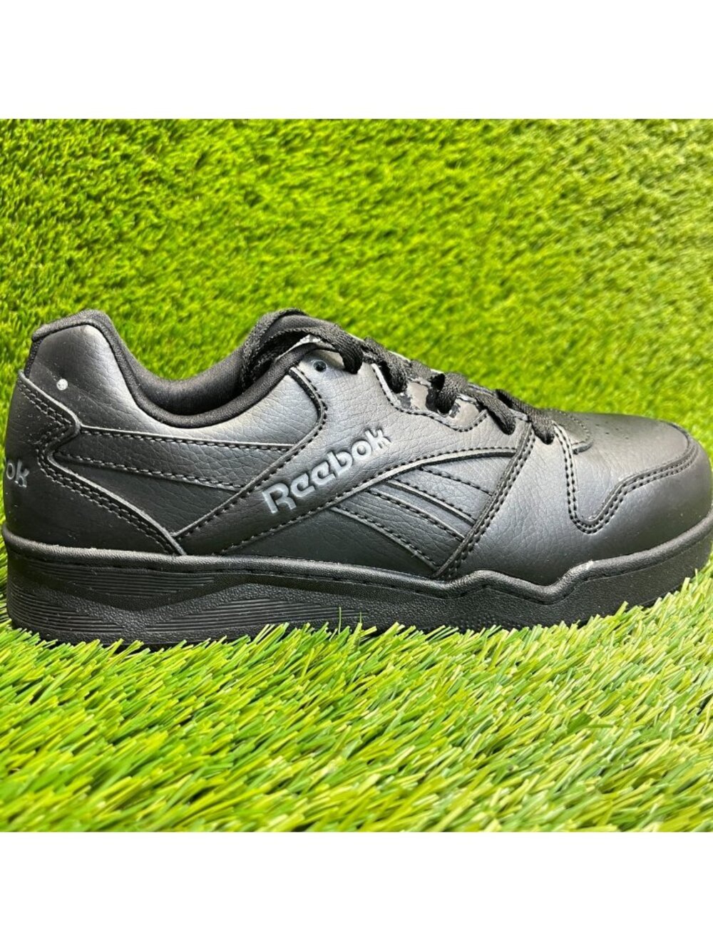Reebok BB4500 Low Womens Size 7.5 Black Leather Composite Toe Safety Work Shoes